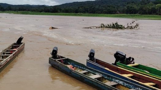Las autoridades hacen llamado a moradores y pescadores del Parque Nacional Chagres.