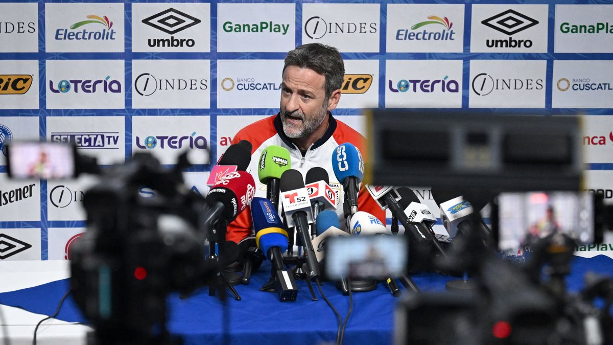 Volvimos a la vida, dice DT de Panamá tras ganar a El Salvador en eliminatoria