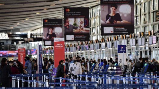 Chile flexibiliza medidas sanitarias contra la Covid-19