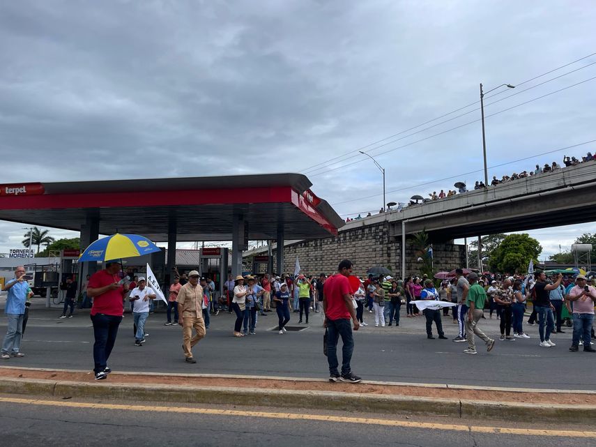Policía Nacional aprehende a 46 personas y niega uso de perdigones en protestas