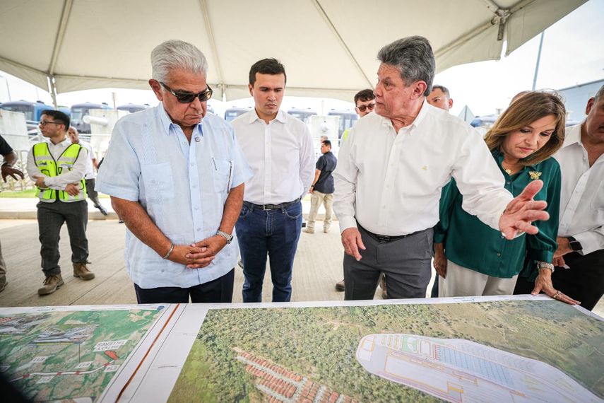 Mulino hizo recorrido de prueba en la Línea 3 del Metro que presenta 77% de avance