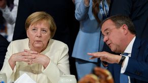 Merkel llama a votar por Laschet para que Alemania siga estable