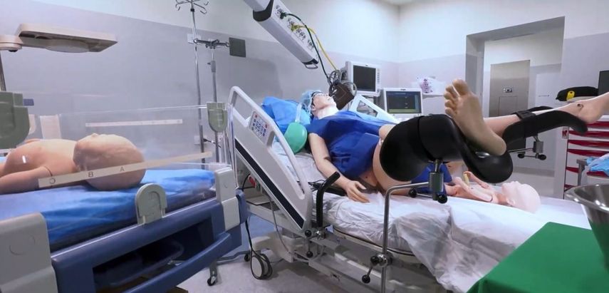 El objetivo del Centro de Simulación de la CSS es el entrenamiento continuo y guiado del personal de salud de la instalación. El objetivo del Centro de Simulación de la CSS es el entrenamiento continuo y guiado del personal de salud de la instalación.