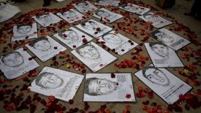 México: Procuraduría insiste que estudiantes fueron quemados