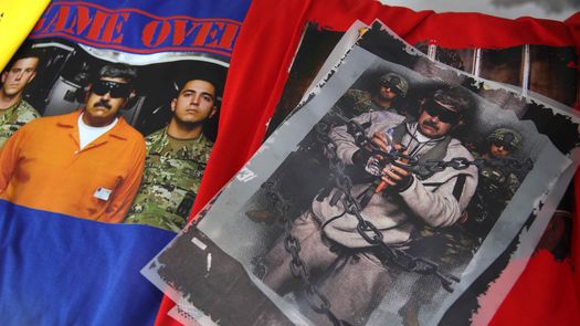 Las primeras bombas cayeron de madrugada el 3 de enero, hace un mes exacto. El sonido de las hélices, el ruido y destello de las explosiones despertaron a los venezolanos, atónitos con el desenlace de esta incursión estadounidense: Nicolás Maduro no era más presidente. Las primeras bombas cayeron de madrugada el 3 de enero, hace un mes exacto. El sonido de las hélices, el ruido y destello de las explosiones despertaron a los venezolanos, atónitos con el desenlace de esta incursión estadounidense: Nicolás Maduro no era más presidente.