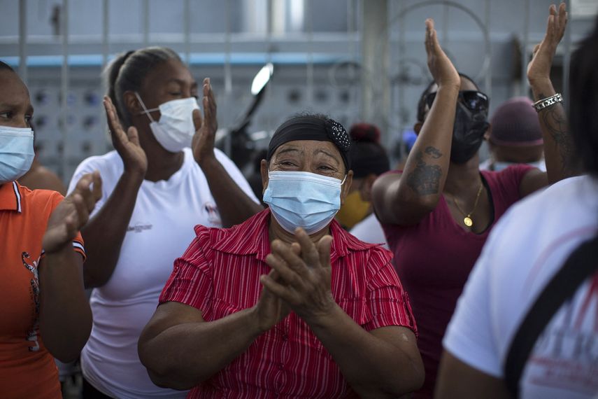 República Dominicana levantará toque de queda vigente