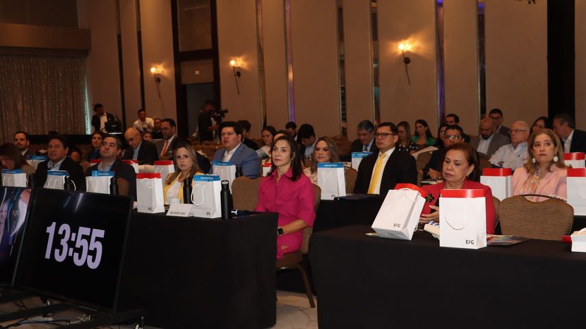 Panamá se posiciona estratégicamente para canalizar recursos hacia proyectos de mitigación y adaptación al cambio climático. Panamá se posiciona estratégicamente para canalizar recursos hacia proyectos de mitigación y adaptación al cambio climático.