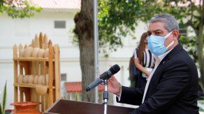 Ministro Sucre hace un llamado al uso racional del agua