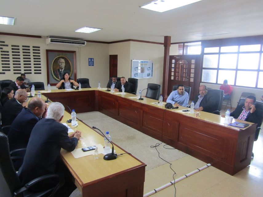 El Concejo Municipal de David llegó a la conclusión que las empresas promotoras no tienen el personal adecuado o no realizan la construcción en forma correcta.