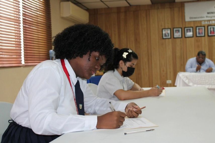 Meduca solicita idear estrategias para terminar año escolar