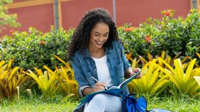 ¡Gran oportunidad! Senacyt abre convocatoria para estancia académica