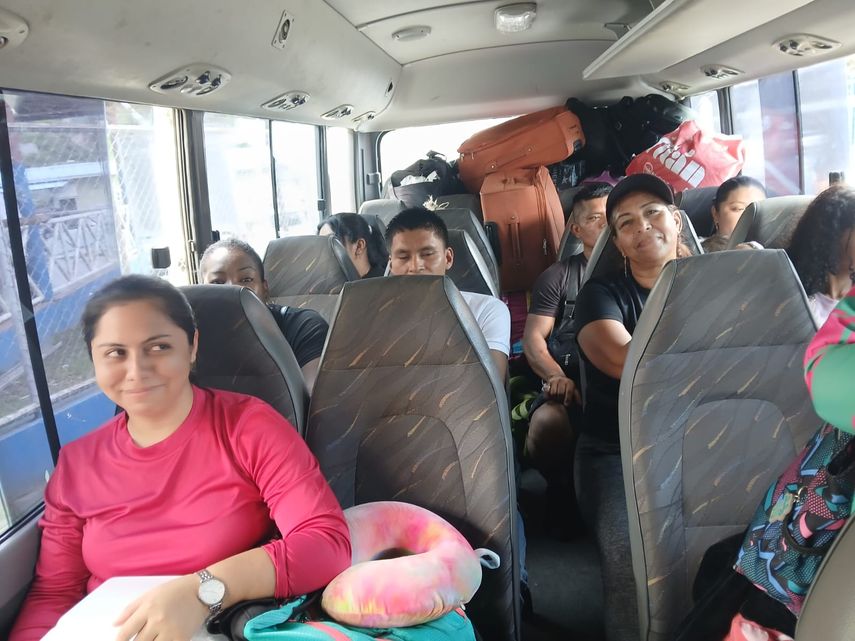 Más de 450 docentes ya han sido trasladados vía aérea, destaca el Meduca. Más de 450 docentes ya han sido trasladados vía aérea, destaca el Meduca.