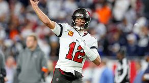 Estrella de la NFL Tom Brady anuncia su retiro definitivo