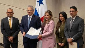 El ministro Orillac acuidó a la Asamblea a nombre del Ejecutivo.