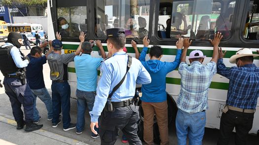 Honduras intensifica en las barriadas la cruzada contra pandillas al estilo Bukele