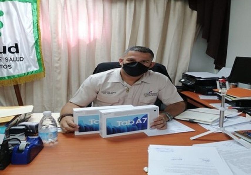 Minsa distribuye tabletas electrónicas para clínica virtual