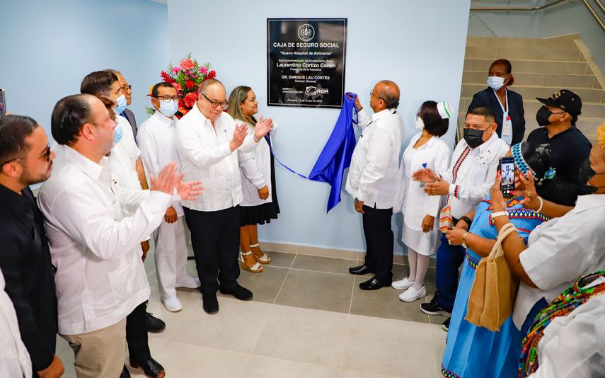 Caja de Seguro Social inaugura moderno Hospital de Almirante