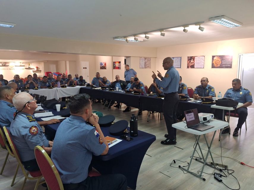 Estos procesos formativos permiten a los bomberos actualizar conocimientos.