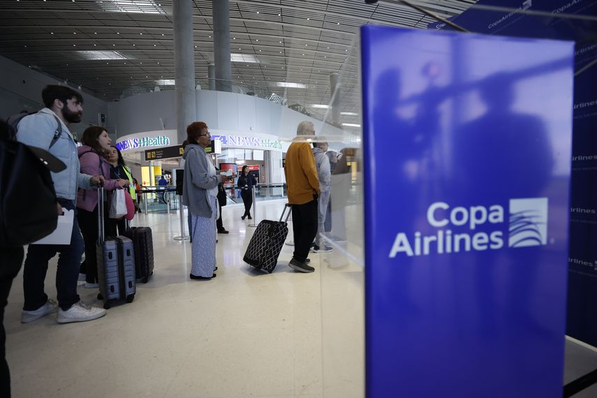 Copa Airlines inauguró este viernes una nueva ruta hacia y desde Raleigh-Durham, la capital del estado de Carolina del Norte, en Estados Unidos, conectando por primera vez a esta región con su extensa red de destinos en 31 países del continente americano. Copa Airlines inauguró este viernes una nueva ruta hacia y desde Raleigh-Durham, la capital del estado de Carolina del Norte, en Estados Unidos, conectando por primera vez a esta región con su extensa red de destinos en 31 países del continente americano. 