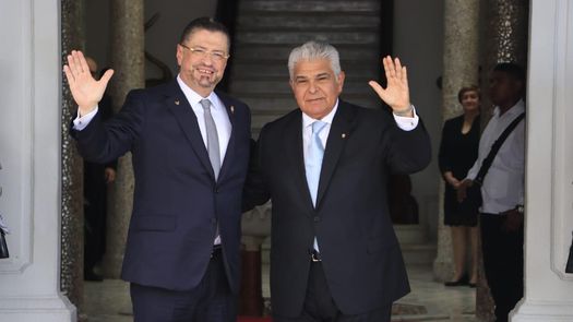 Presidente Mulino recibe a su homólogo de Costa Rica, Rodrigo Chaves Robles
