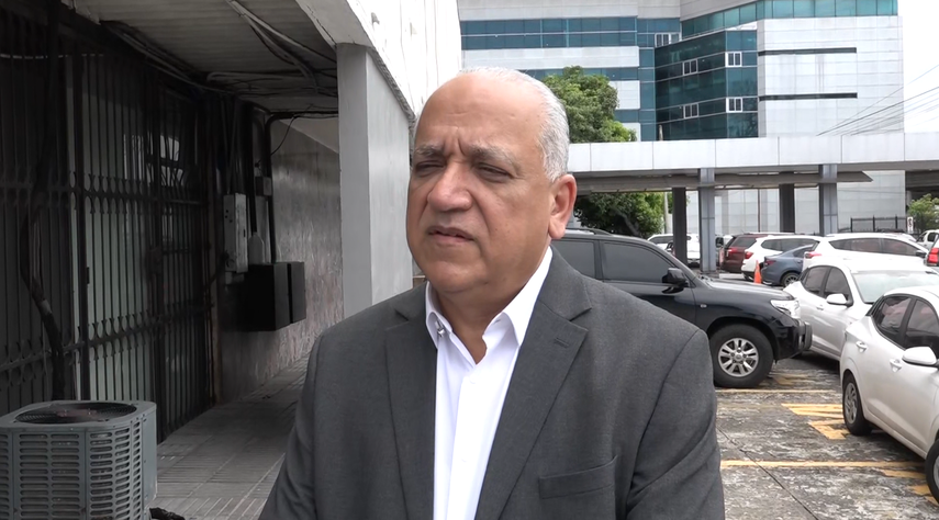 Continúa la pugna por control de Realizando Metas: ¿Martinelli debe dirigir desde asilo?