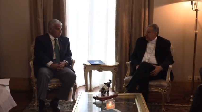 Mulino: Le pido al señor Smith que recapacite, mi gobierno quiere llevar la fiesta en paz