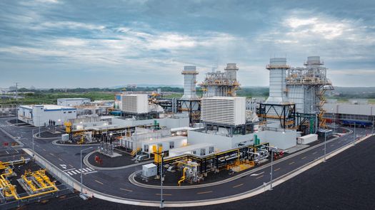 Generadora Gatún, la planta de generación a gas natural más grande de Centroamérica y el Caribe, anunció esta semana la colocación de un bono corporativo por 1.050 millones de dólares, mostrando la confianza del mercado global en lo que supone una de las mayores operaciones de financiación energética en la región. Generadora Gatún, la planta de generación a gas natural más grande de Centroamérica y el Caribe, anunció esta semana la colocación de un bono corporativo por 1.050 millones de dólares, mostrando la confianza del mercado global en lo que supone una de las mayores operaciones de financiación energética en la región.