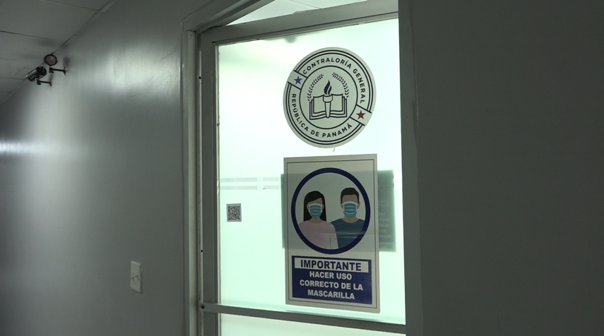 Contraloría paga por cheques y ACH a funcionarios de la Asamblea Nacional