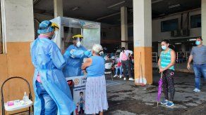 Del 1 al 31 de julio, se han realizado un total de 2,132 hisopados en (PCR) y 12,093 en antígenos (prueba rápida.