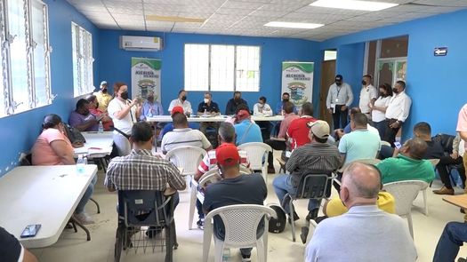 Los representantes de las fuerzas vivas de Barú no están conformes con el avance que la Comisión Técnica le ha dado a sus peticiones, centradas en la realización de proyectos millonarios necesarios para la población y que generen empleos.