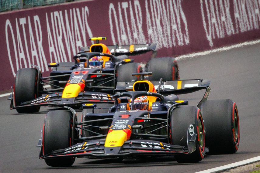 Max Verstappen penalizado con 10 puestos por cambio en unidad de potencia