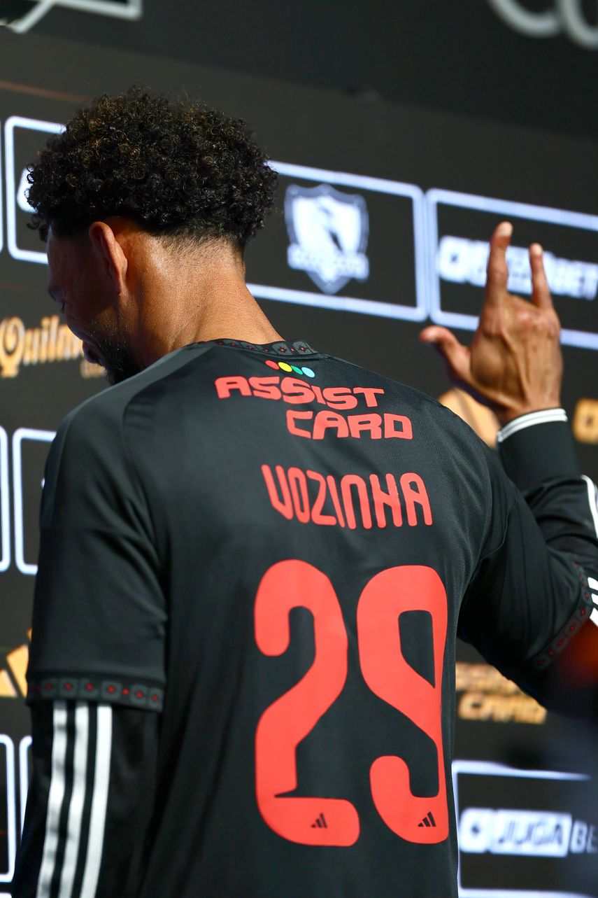 Vozinha orgulloso de estar en Colo Colo y agradecido de lo que pasó en el Mundial