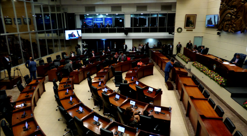 Asamblea Nacional dilata conformación de comisiones