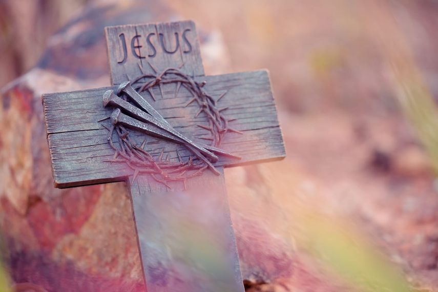 Semana Santa: ¿Qué celebran los cristianos el Sábado de Gloria?