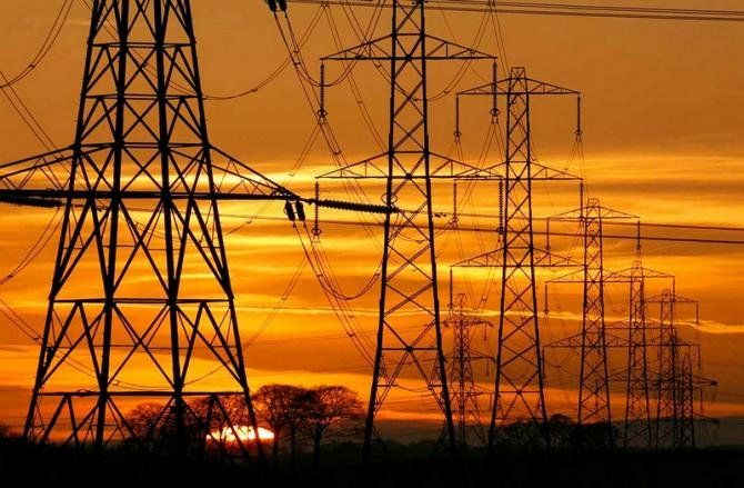 Gobierno acelera transición energética a un sistema renovable