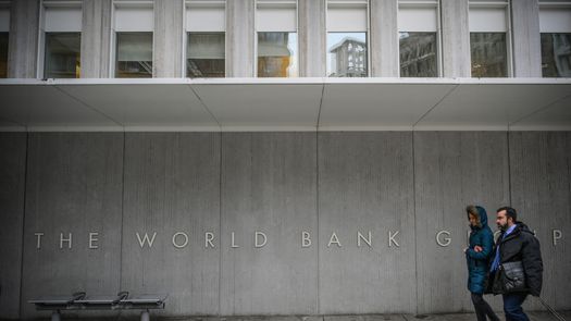 Banco Mundial prevé década de crecimiento débil de 2,2% anual hasta 2030