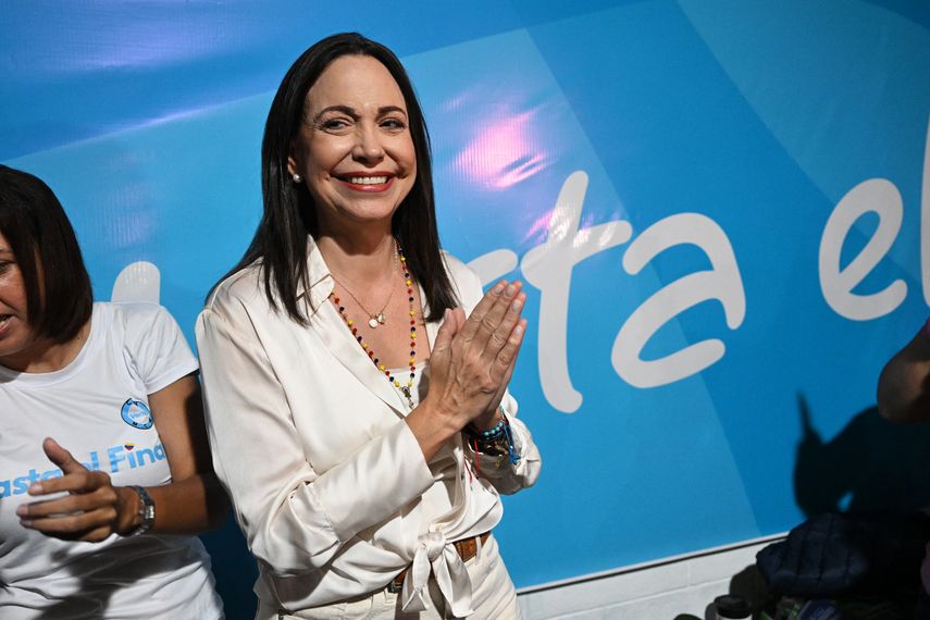 La líder de la oposición, María Corina Machado, se presentaba como la más ferviente rival de Nicolás Maduro, pero su candidatura fue inhabilitada. La líder de la oposición, María Corina Machado, se presentaba como la más ferviente rival de Nicolás Maduro, pero su candidatura fue inhabilitada.