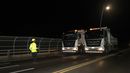 El Ministerio de Obras Públicas (MOP) completó la segunda fase de pruebas de carga controlada en el Puente de las Américas, como parte de su plan de mantenimiento integral de una de las infraestructuras viales más importantes del país. El Ministerio de Obras Públicas (MOP) completó la segunda fase de pruebas de carga controlada en el Puente de las Américas, como parte de su plan de mantenimiento integral de una de las infraestructuras viales más importantes del país.