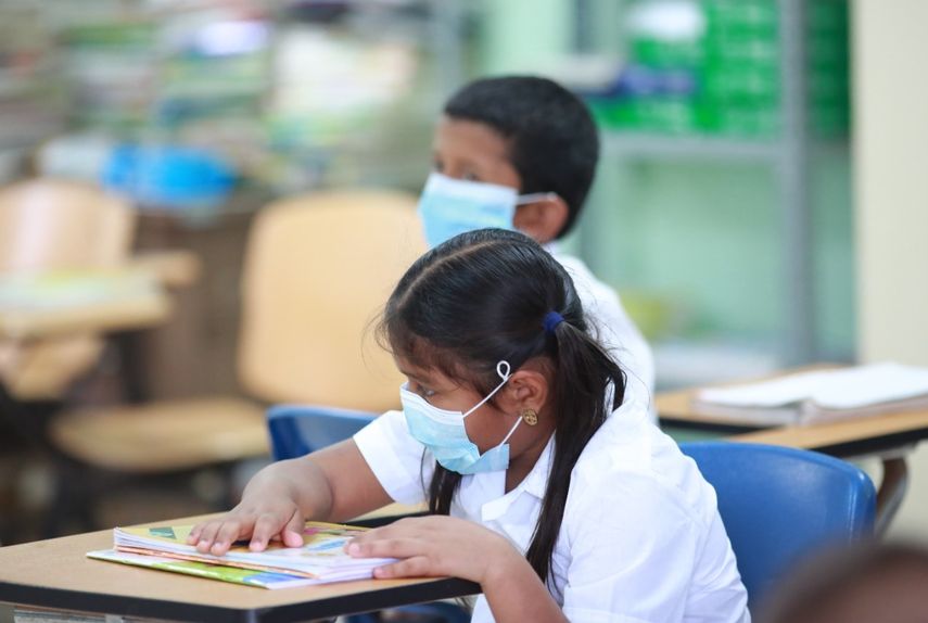 Meduca deposita dinero para centros educativos de todo país