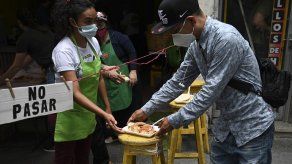Guatemala entra a segunda ola de contagios de covid-19 en plena reapertura