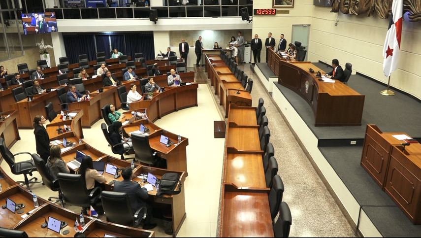 Diputados niegan que ley de reformas a la Caja de Seguro Social esté secuestrada