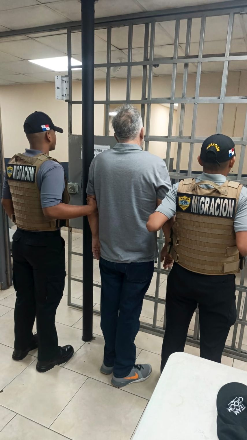 Las autoridades de Migración de Panamá informaron este martes de que expulsaron a un ciudadano cubano nacionalizado estadounidense buscado en Estados Unidos por narcotráfico.