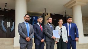 Diputados de Vamos demandan decreto que da súper poderes al contralor