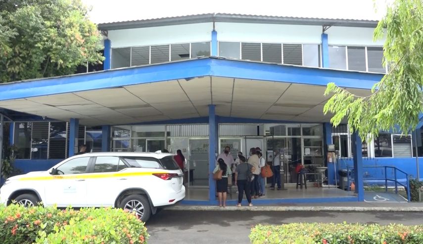 Miembros de la comunidad educativa del colegio Jesús María Pla