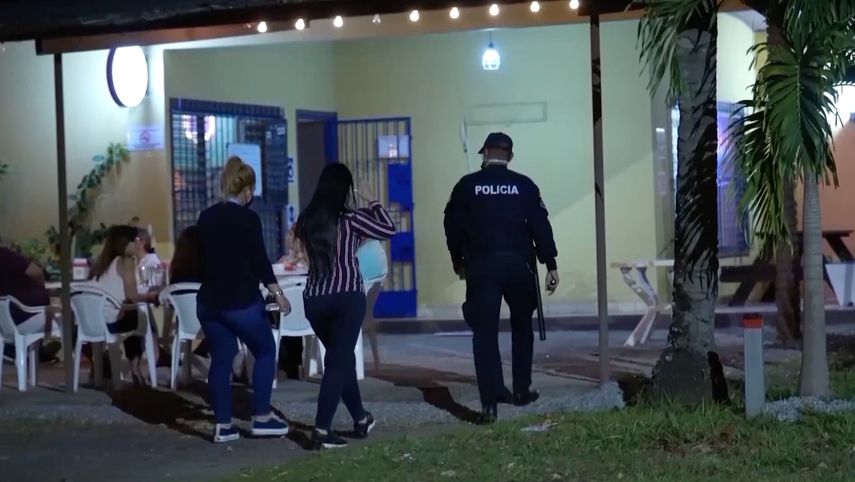 Felipe Venicio Rodr&iacute;guez, presidente de la C&aacute;mara de Comercio de Chiriqu&iacute; sugiri&oacute; a las autoridades regular horarios en las actividades nocturnas evitar contagios de covid.&nbsp;