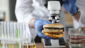 Senacyt mantiene abierta convocatoria de becas para maestría en químicas alimentaria