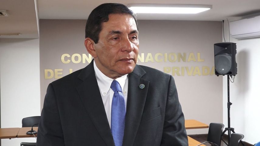 Empresarios en expectativa por la discusión del salario mínimo en Panamá.