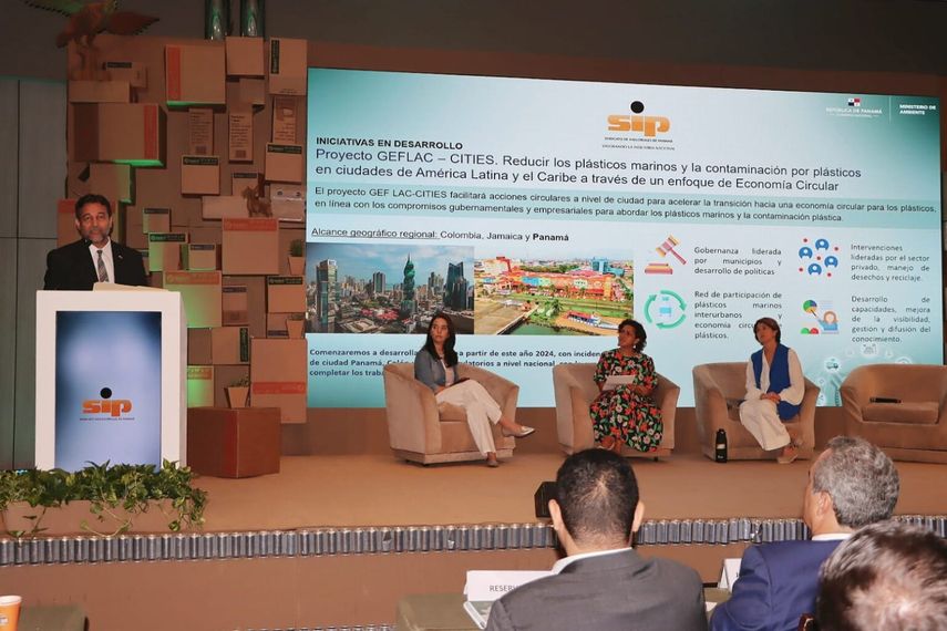 MiAMBIENTE: Hoja de ruta para economía circular de plásticos