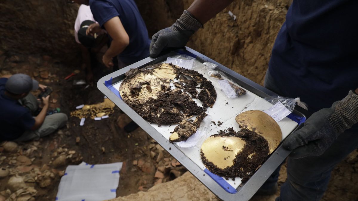Descubren tumba de la época prehispánica en la provincia Coclé