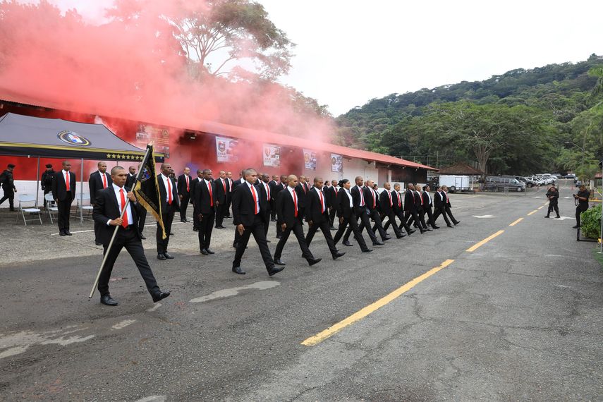 51 agentes de seguridad de gradúan en protección a Personajes Muy Importantes (PMI)